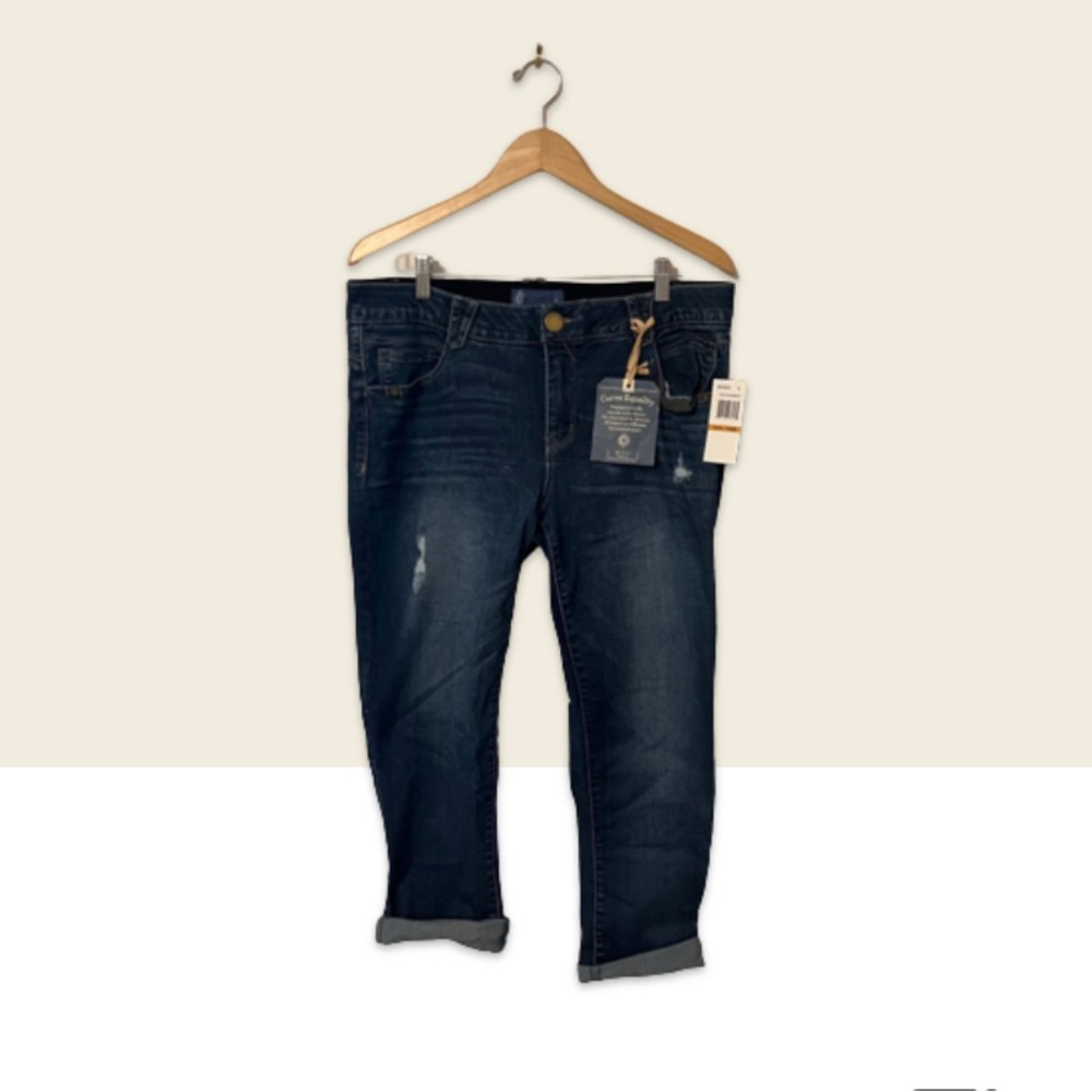 Jared’s Ab Solution Capri Skinny Jean, NWT Never been worn, dark wash
